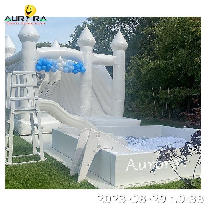 लकड़ी के फ्रेम Inflatable सॉफ्ट प्ले उपकरण बच्चों के सेट बुलबुला गुंबद उछल महल बाउंसर सफेद